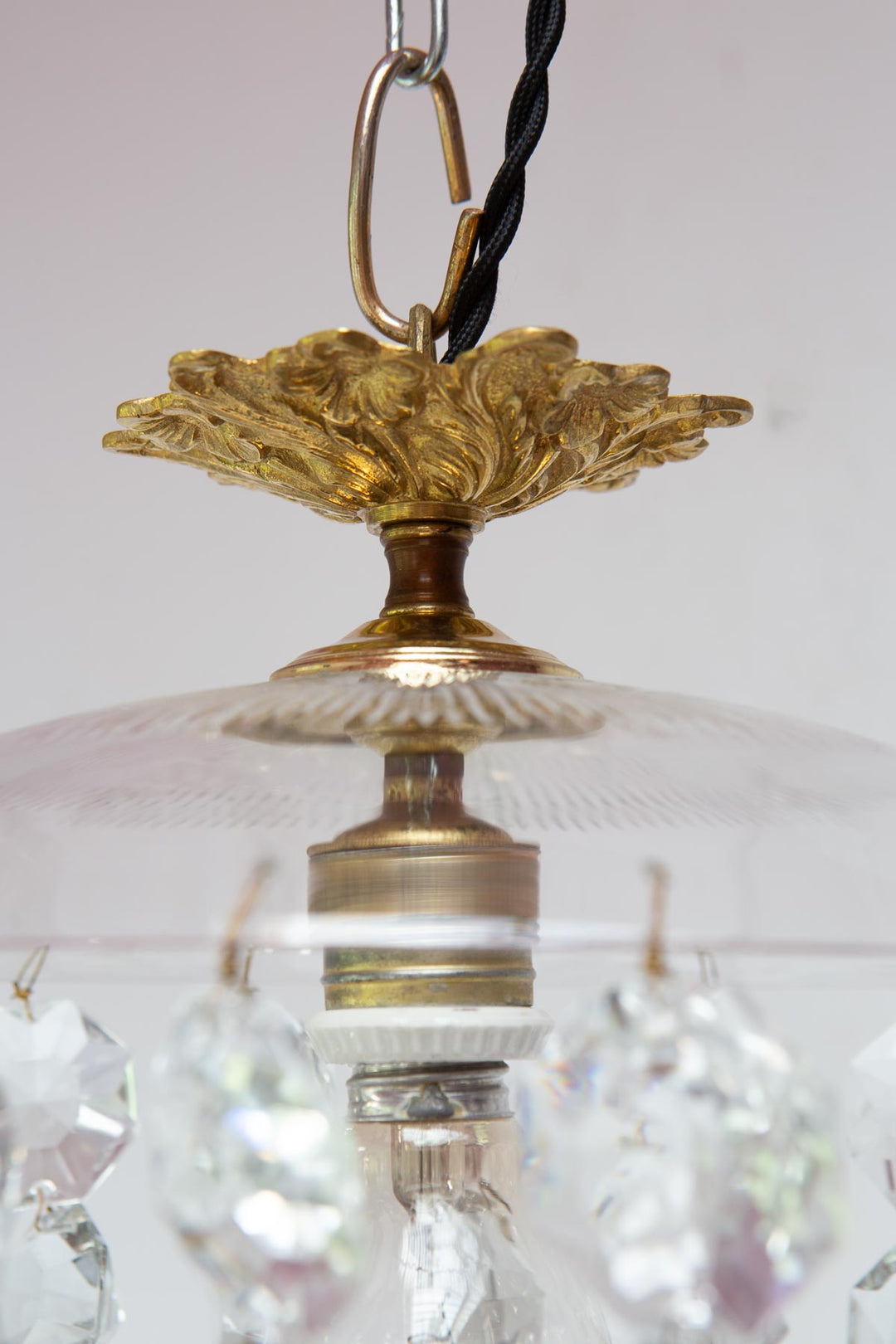 Plafón vintage estilo globo cristales y bronce c. 1960 (26 cm)