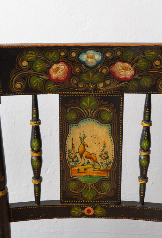 Antigua silla baja pintada a mano c. 1910 (SOLO UNA DISPONIBLE)