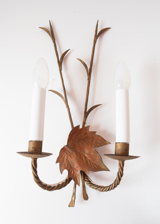 Aplique de pared metal con hoja parra c. 1950 (43 cm)