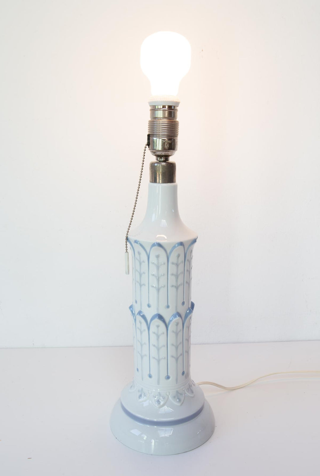 Lámpara de mesa porcelana Lladró c. 1970 (44 cm)