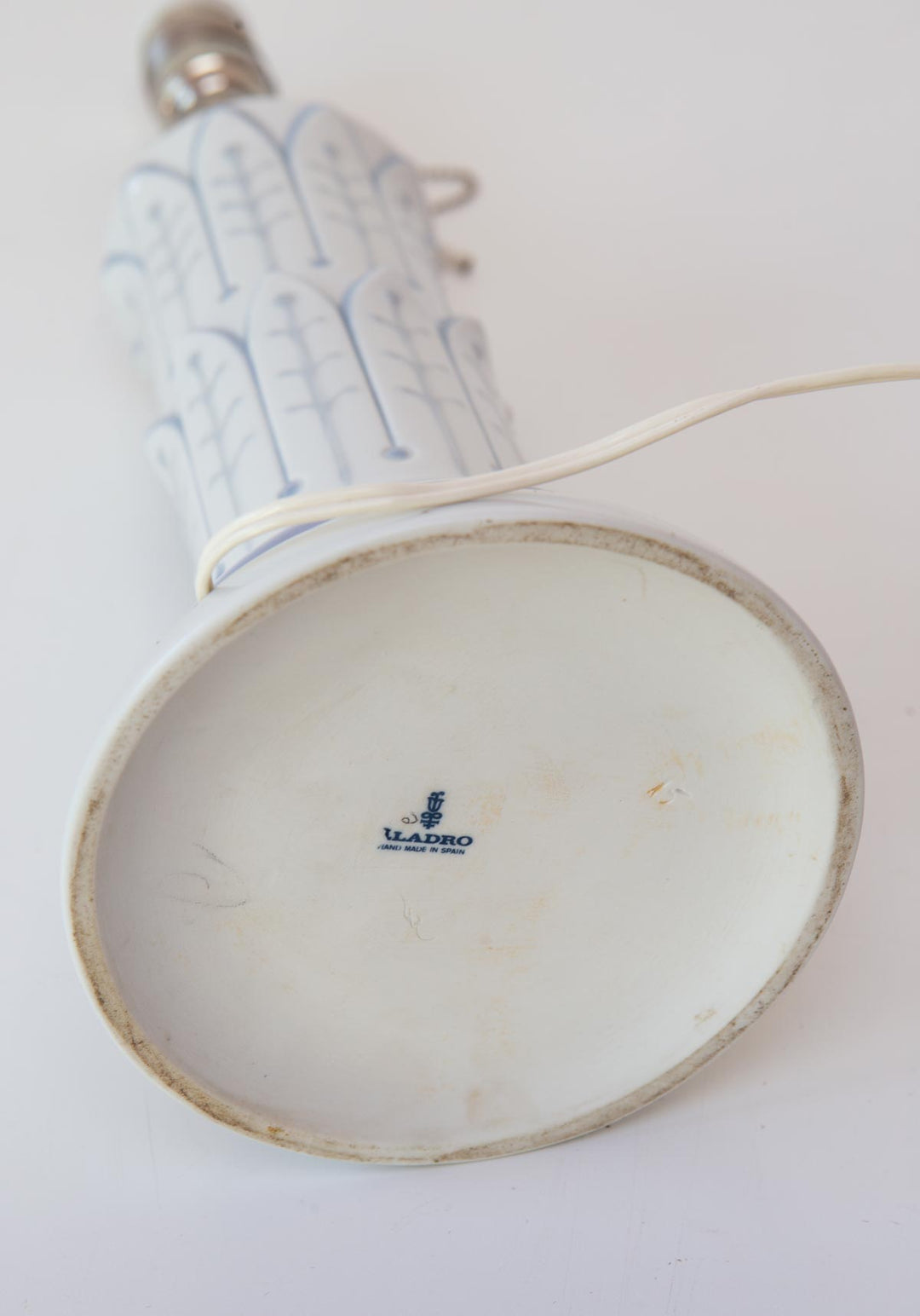 lámpara mesa porcelana lladró
