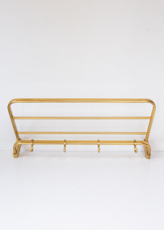 perchero pared vintage con bandeja metal dorado