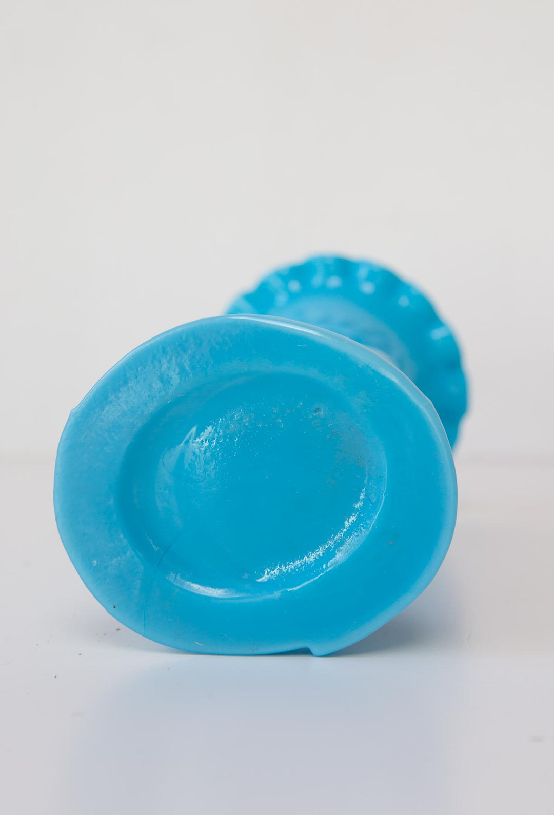 Pequeño violetero mano opalina azul (20 cm)