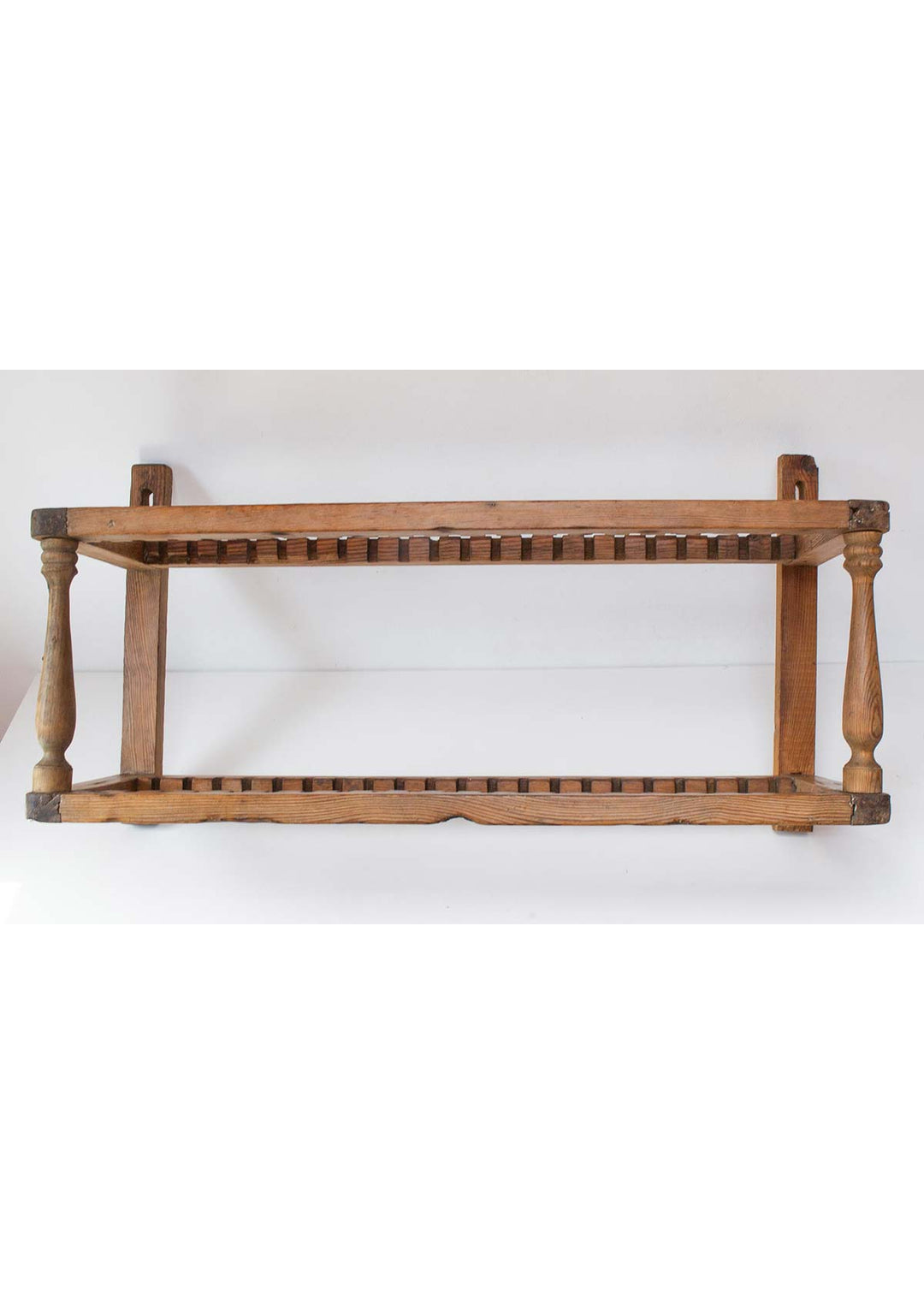 Antiguo platero o escurreplatos madera pino c. 1900 42 platos (96 cm)