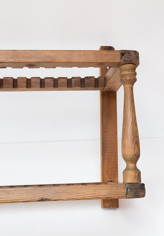 Antiguo platero o escurreplatos madera pino c. 1900 42 platos (96 cm)