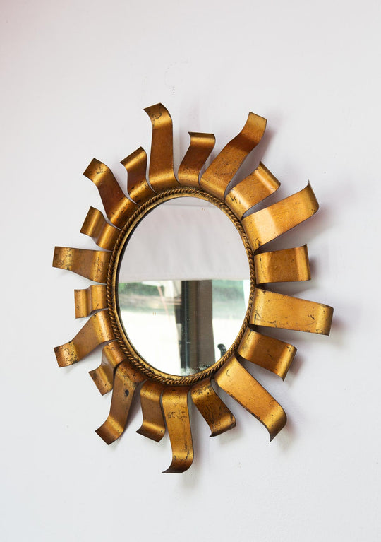 Espejo sol rayos metal dorado c. 1960 (45,5 cm)