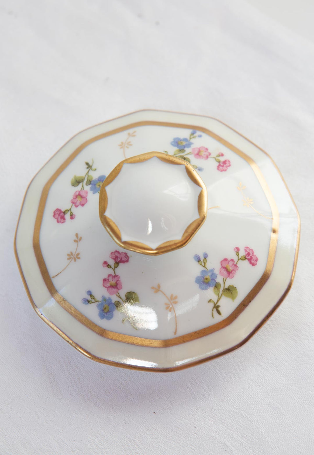 Juego de café en porcelana Limoges Bernardaud, años 1920–1930, 8 SERVICIOS