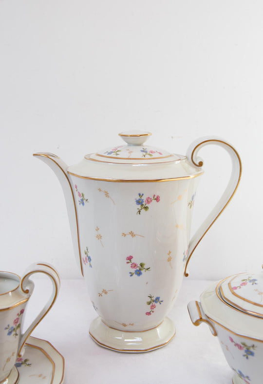 Juego de café en porcelana Limoges Bernardaud, años 1920–1930, 8 SERVICIOS