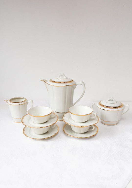 Juego de café/té en porcelana Limoges blanca y dorada, 4 SERVICIOS (11 PIEZAS)