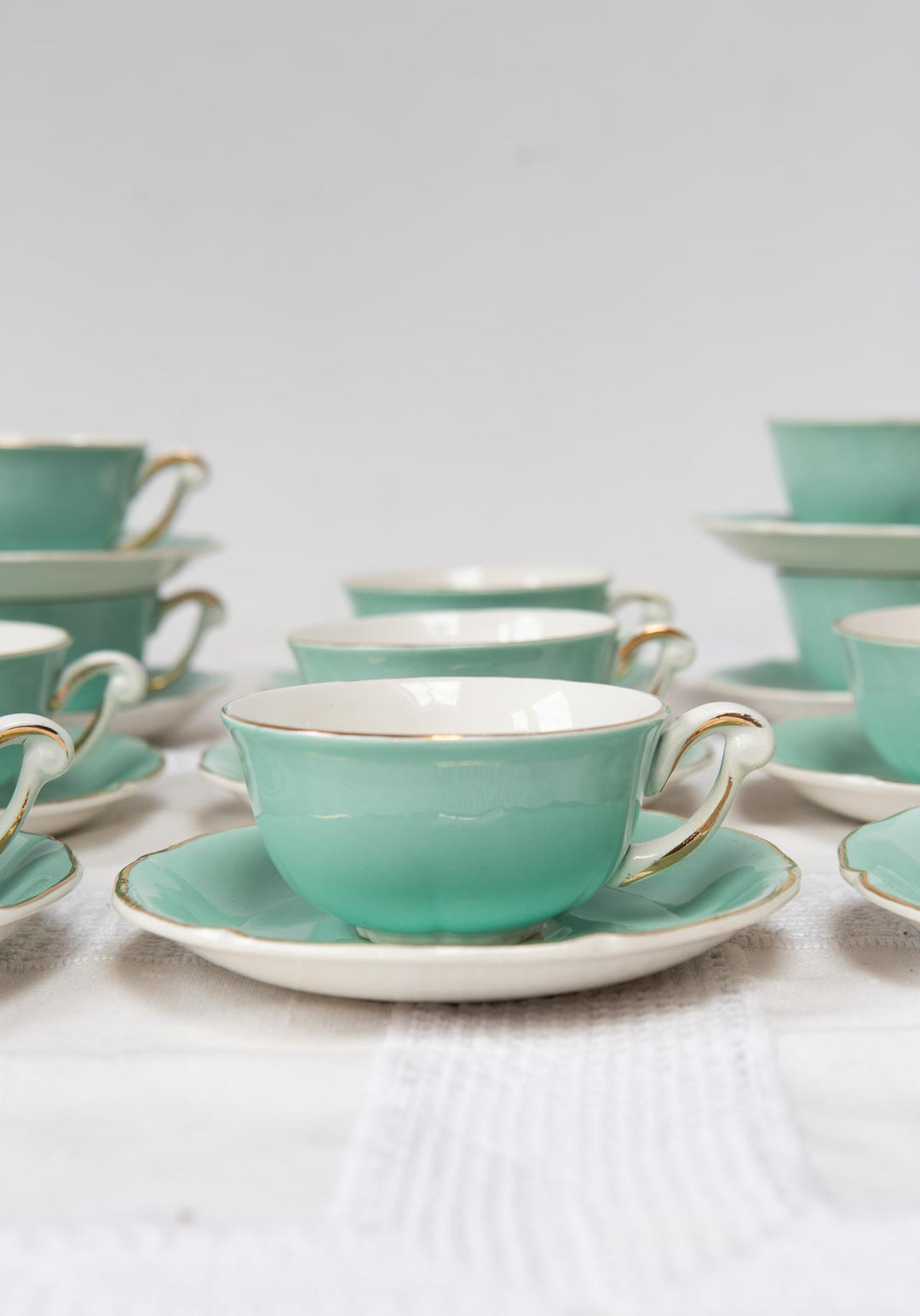 juego de café o té francés vintage loza verde blanco y dorado