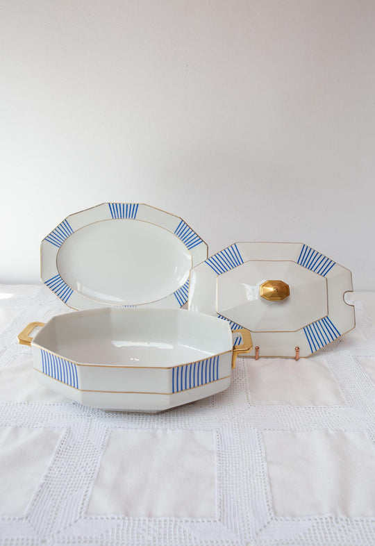 sopera antigua con fuente porcelana limoges lanterier blanco y azul
