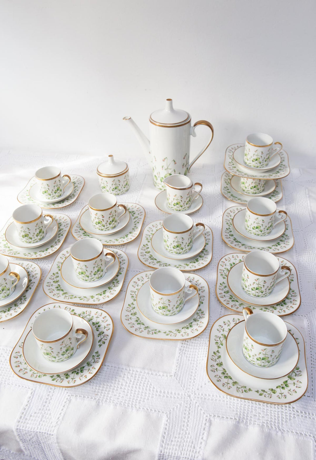 Juego porcelana Hackefors PARA 13 "Linnaea Borealis" c. 1970 SIN ESTRENAR? (43 PIEZAS)