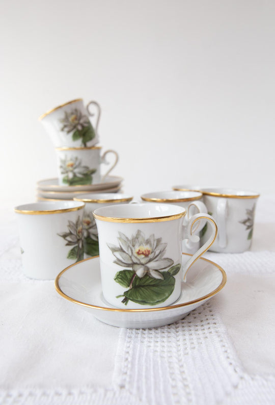 Juego de tazas de café suecas PARA 8 nenúfar blanco c. 1970
