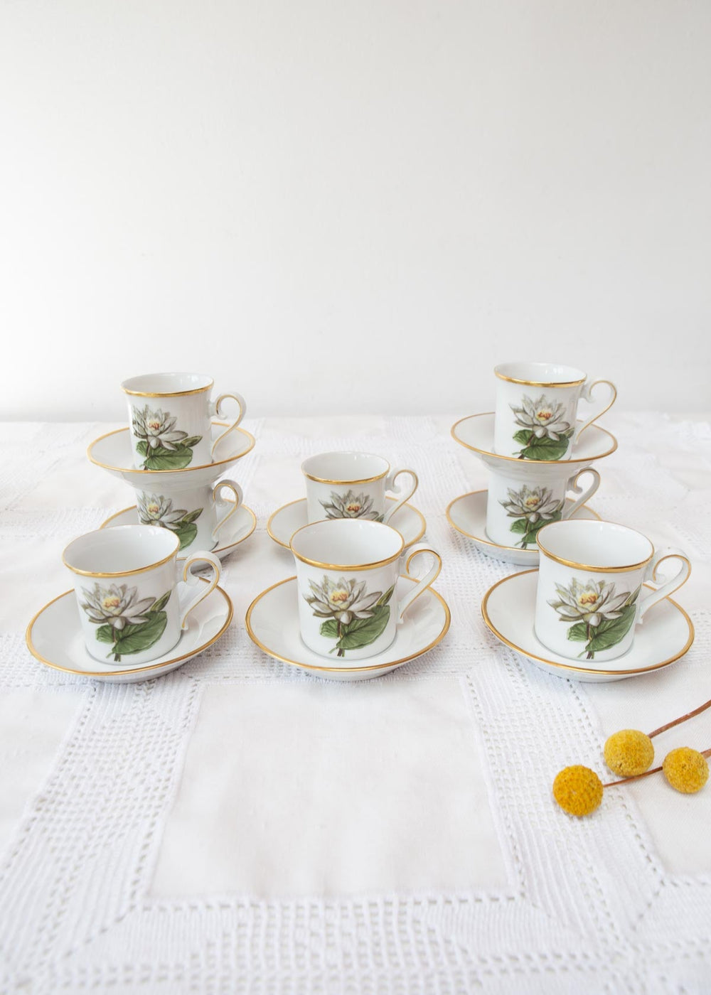Juego de tazas de café suecas PARA 8 nenúfar blanco c. 1970