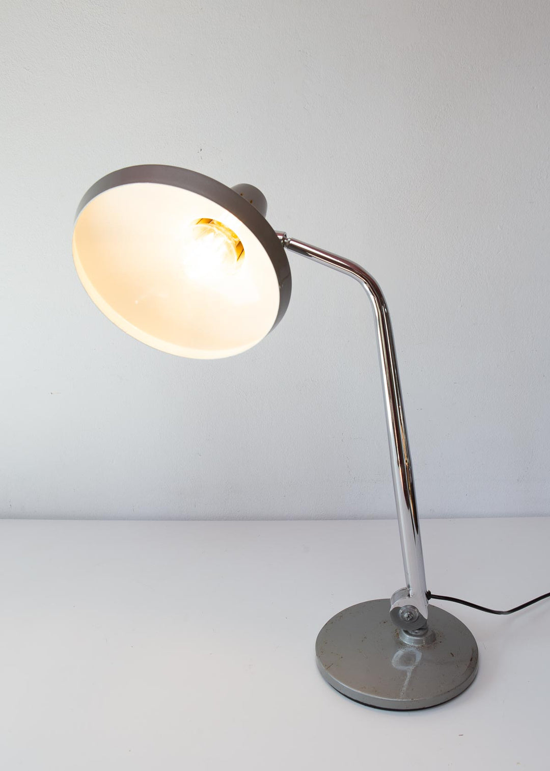 lámpara escritorio mesa faro fase