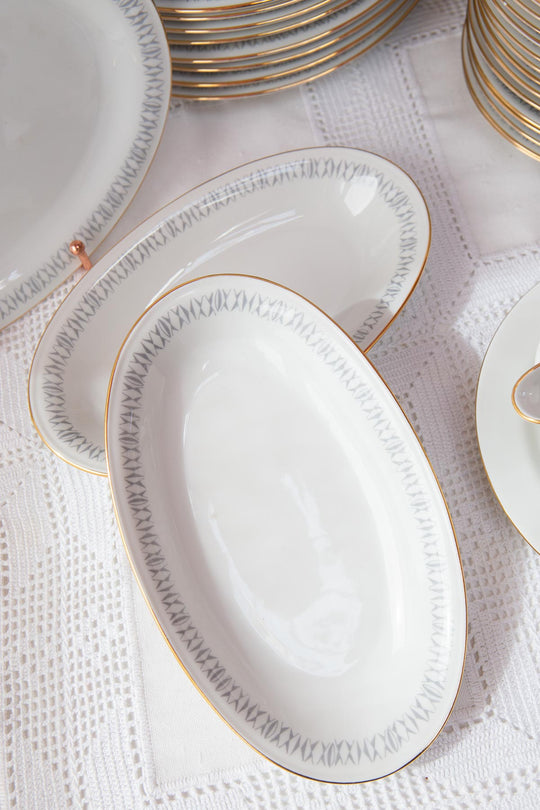 Vajilla porcelana sueca para 10-12 Hackefors / Hutschenreuther SIN ESTRENAR (54 PIEZAS)