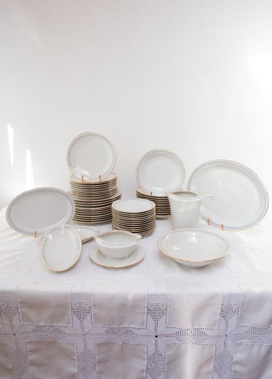 Vajilla porcelana sueca para 10-12 Hackefors / Hutschenreuther SIN ESTRENAR (54 PIEZAS)