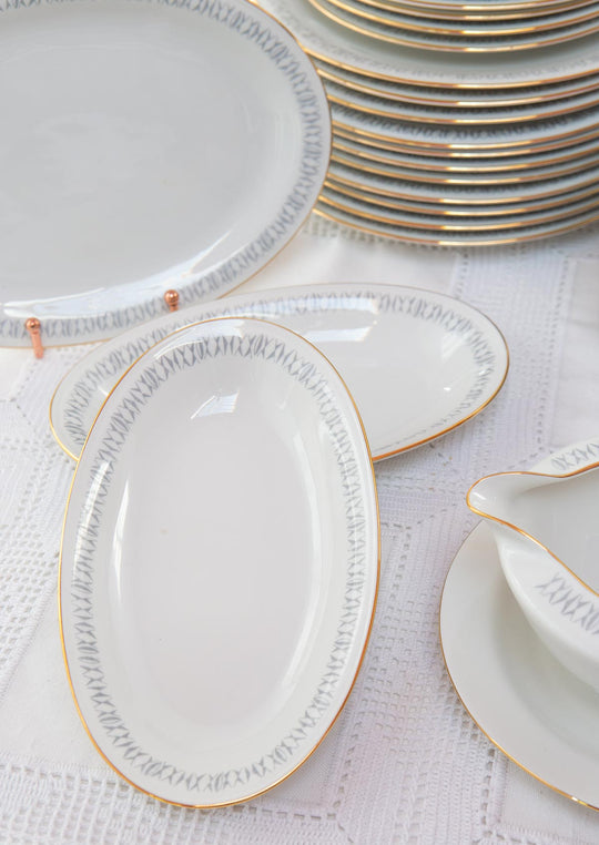 Vajilla porcelana sueca para 10-12 Hackefors / Hutschenreuther SIN ESTRENAR (54 PIEZAS)