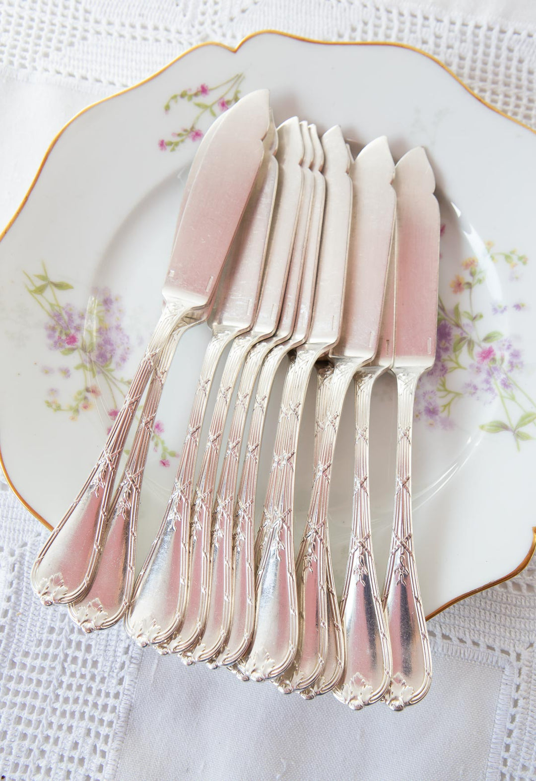 palas de pescado christofle con iniciales antiguas