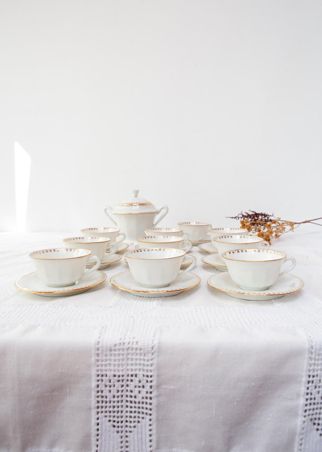 Juego de té vintage 10 SERVICIOS porcelana francesa ribete dorado – M.B.S. 1950-1970 (21 PIEZAS)