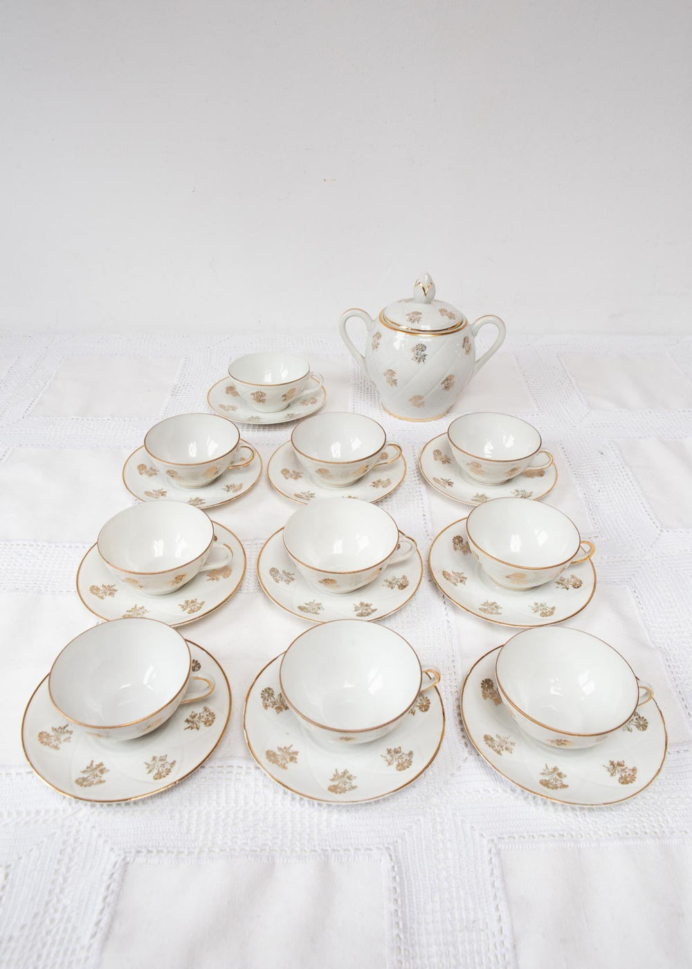 Juego de té Limoges 10 SERVICIOS porcelana ribete dorado c. 1950s (22 PIEZAS)