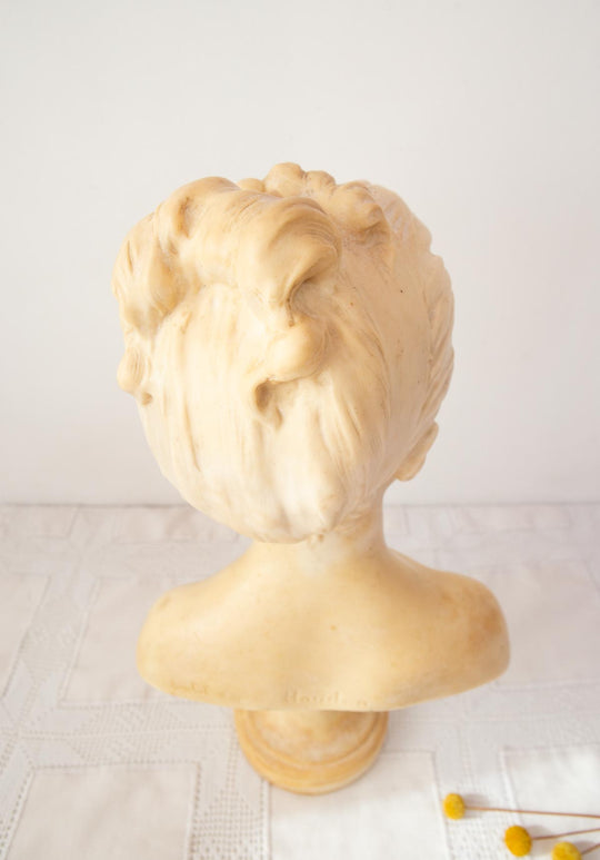 Antiguo busto de niña en cera patinada según escultura de Houdon s. XIX (50 cm)