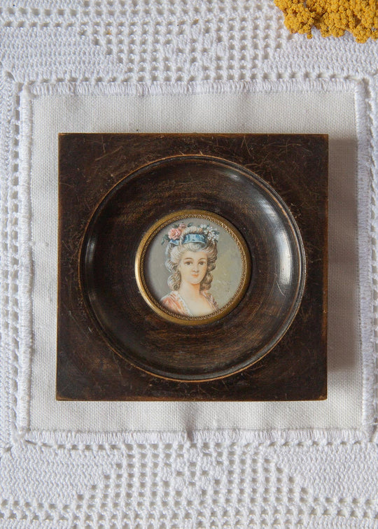 Retrato femenino "La Dame de Parme", miniatura francesa, c. 1900