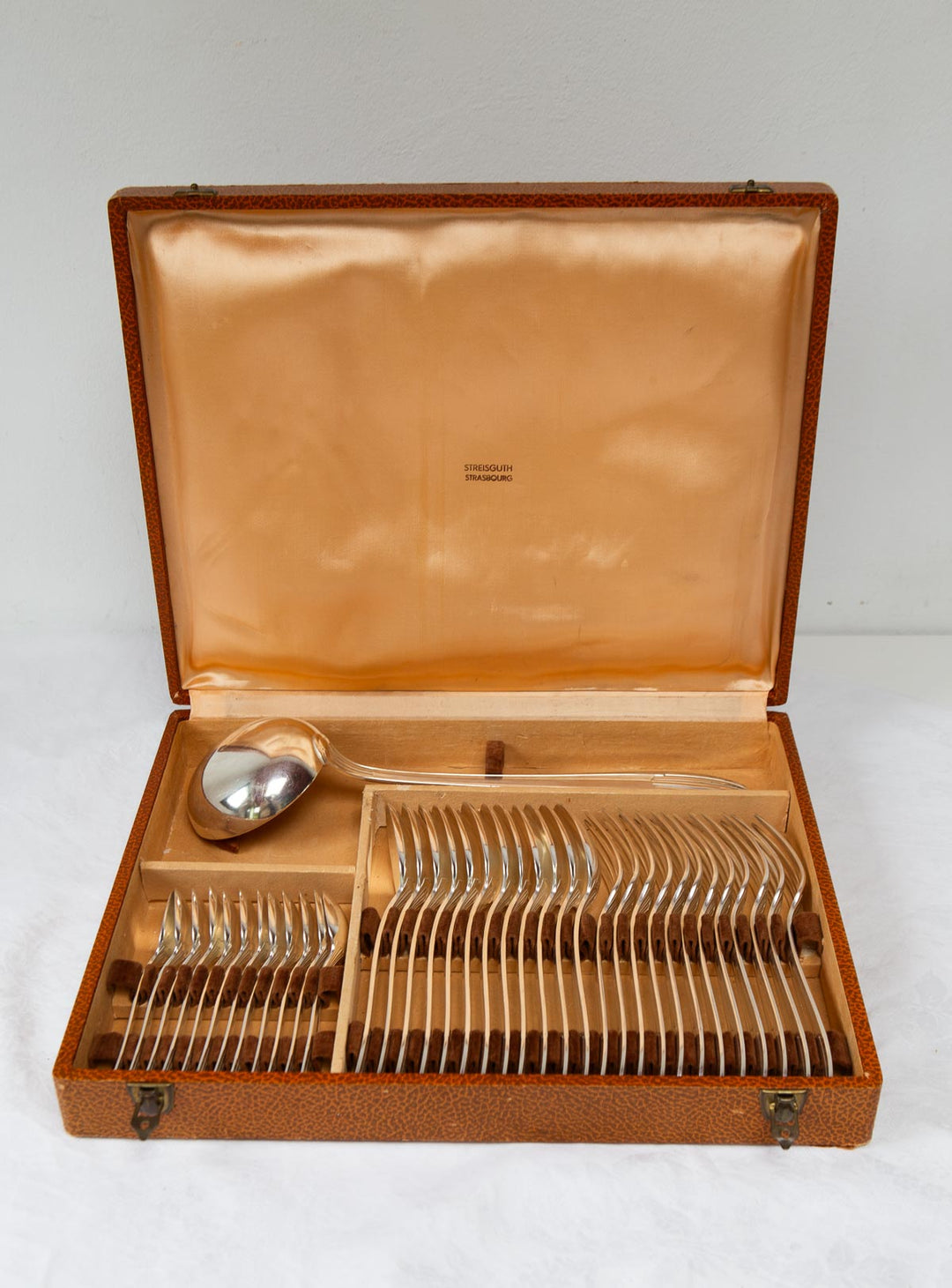 Antigua CUBERTERÍA francesa art decó PARA 12 metal argenté c. 1930/40s (37 PIEZAS)