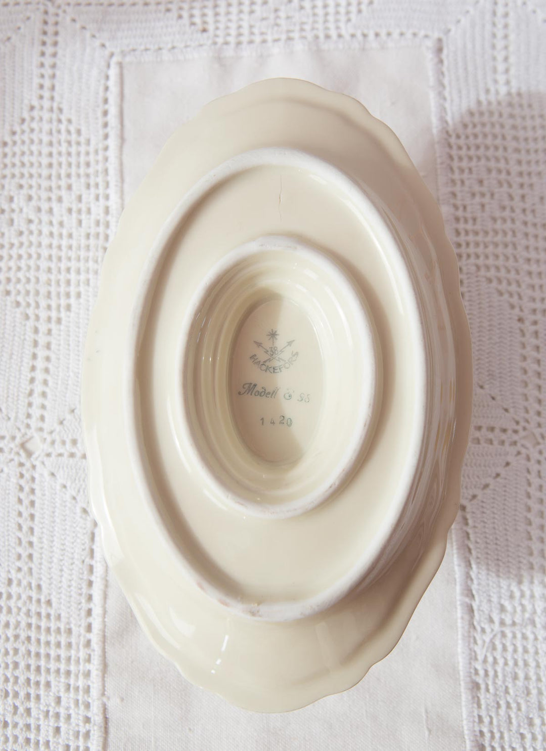 Salsera porcelana sueca Hackefors florecillas