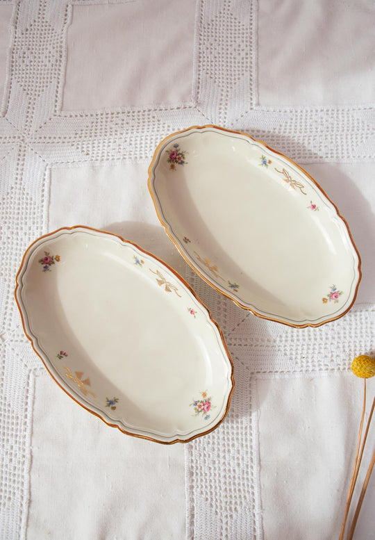 Pareja rabaneras porcelana sueca Hackefors florecillas