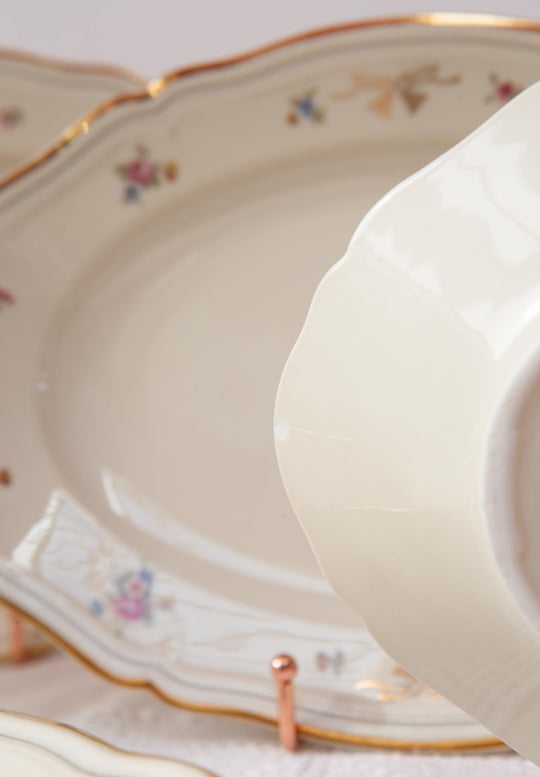 Juego de 4 fuentes ovaladas porcelana sueca Hackefors florecillas