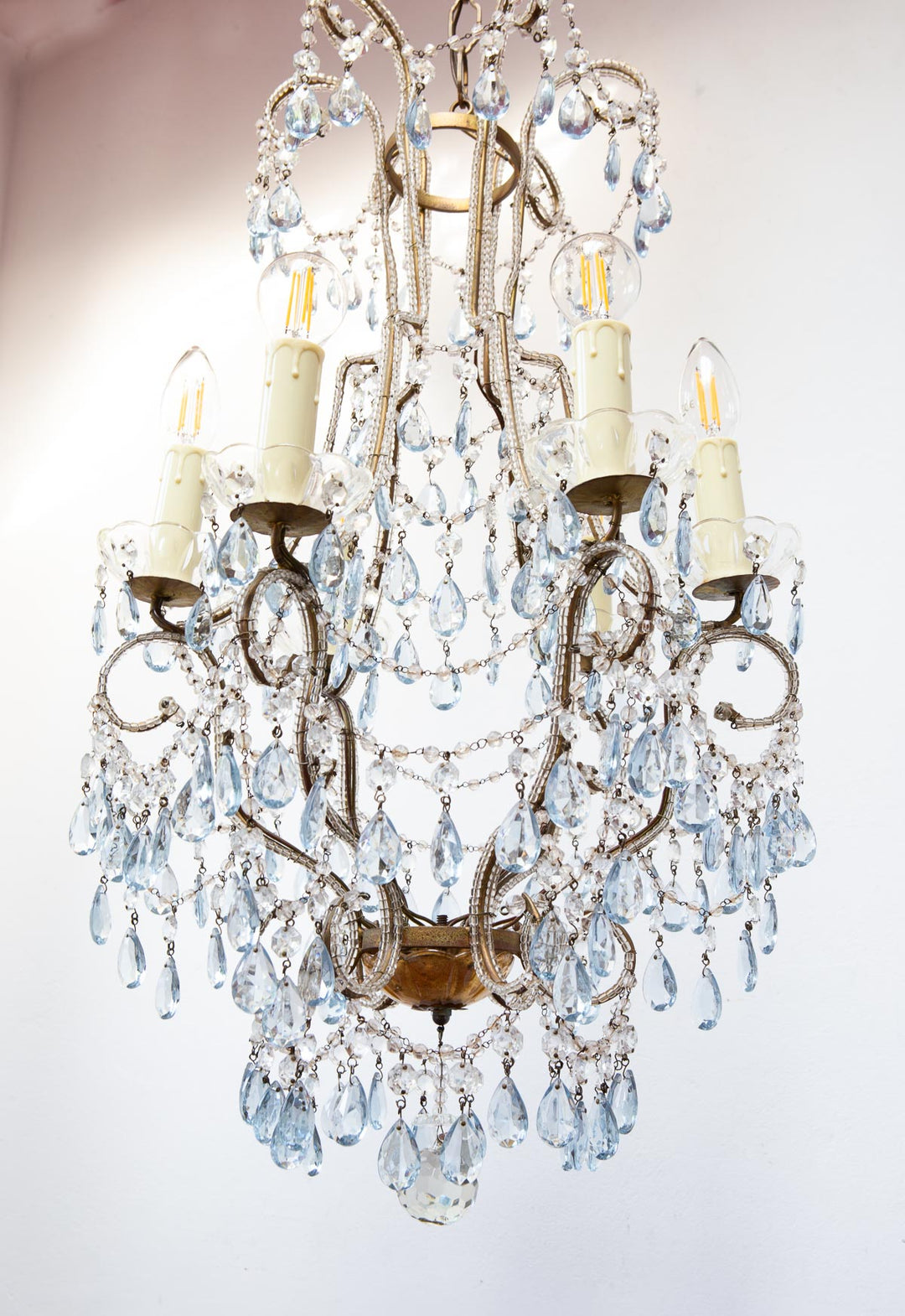 Chandelier italiano cascada metal dorado con cristales azules c. 1960 (42 cm)