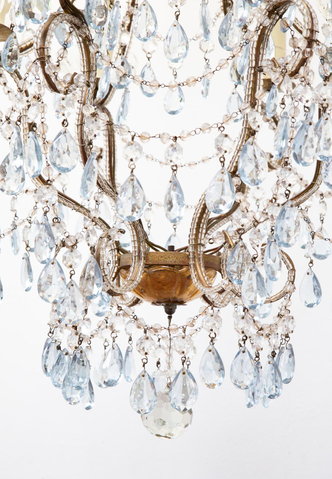 Chandelier italiano cascada metal dorado con cristales azules c. 1960 (42 cm)