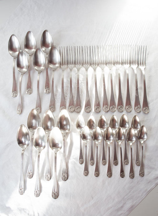 Cubertería de MESA PARA 11 estilo art decó c. 1930 (35 PIEZAS)
