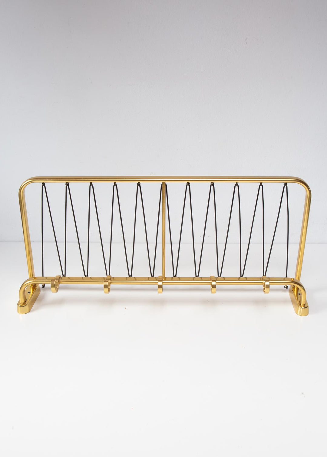 perchero de pared aluminio dorado