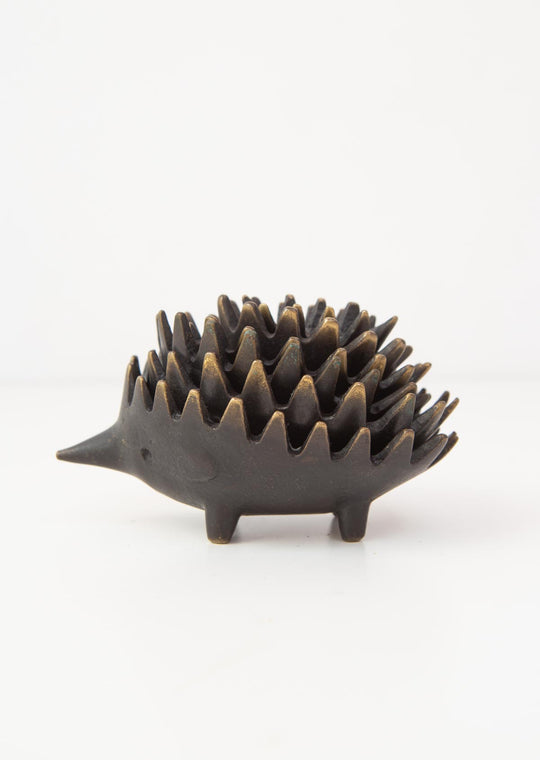Juego erizos Walter Bosse latón patinado negro c. 1950s