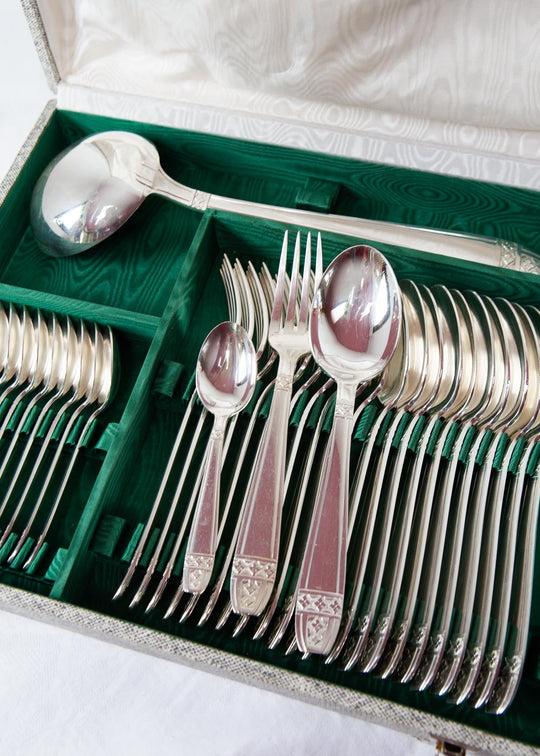 Antigua CUBERTERÍA PARA 12 francesa estilo ART DECÓ "metal argente" (37 PIEZAS)