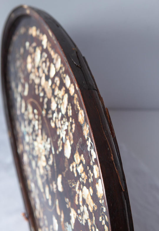 Gran bandeja decorativa palisandro marquetería nácar Indochina s. XIX (67*40 cm)