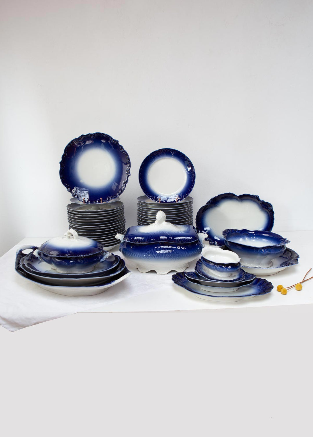 Antigua vajilla de porcelana francesa Limoges W. Guerin aprox. 1900/10 (50 PIEZAS)