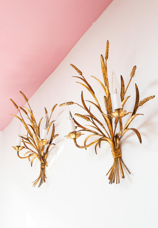 Pareja apliques italianos Banci metal dorado hojas y espigas c. 1960/70 (56*50 cm)