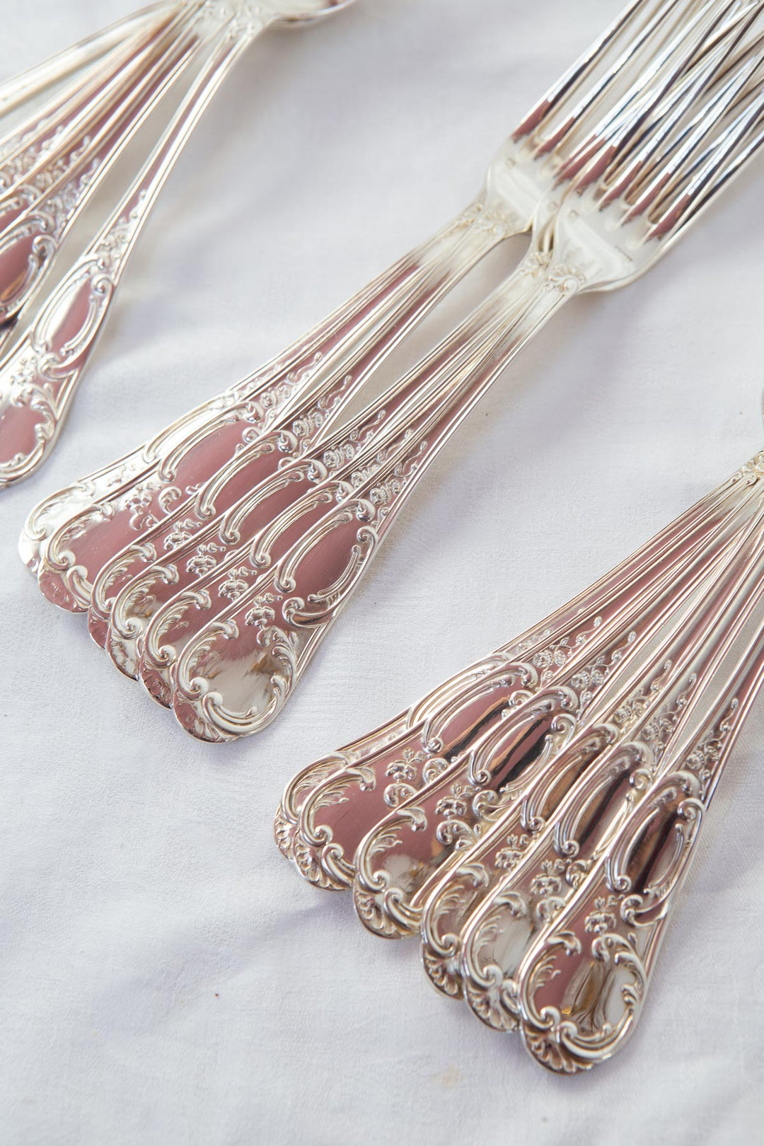 Antigua cubertería de MESA Ercuis PARA 12 estilo Luis XV (25 PIEZAS)