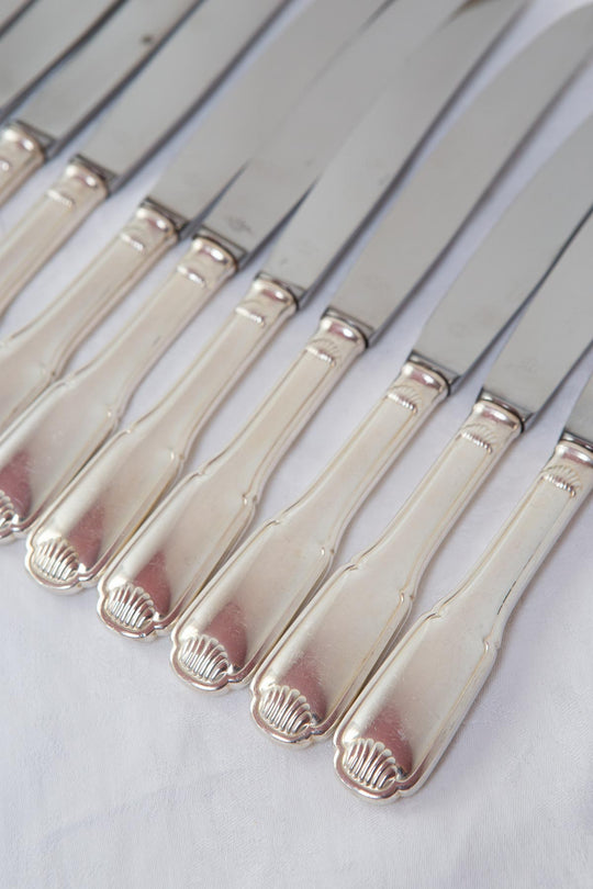 Cubertería en metal argenté para 12 SFAM estilo Louis XV "coquille" (49 PIEZAS)