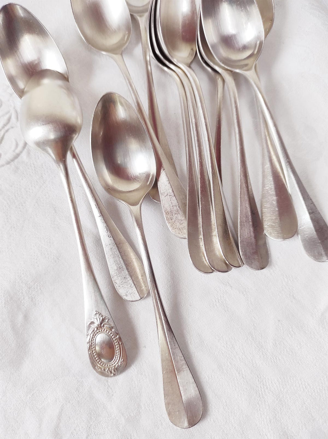 Juego 12 cucharillas antiguas "Medallón" Christofle metal argenté