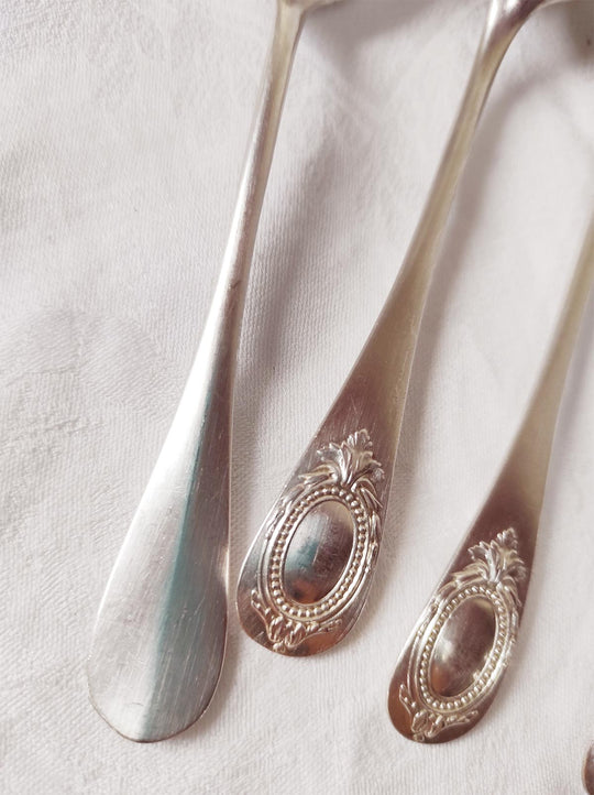 Juego 12 cucharillas antiguas "Medallón" Christofle metal argenté