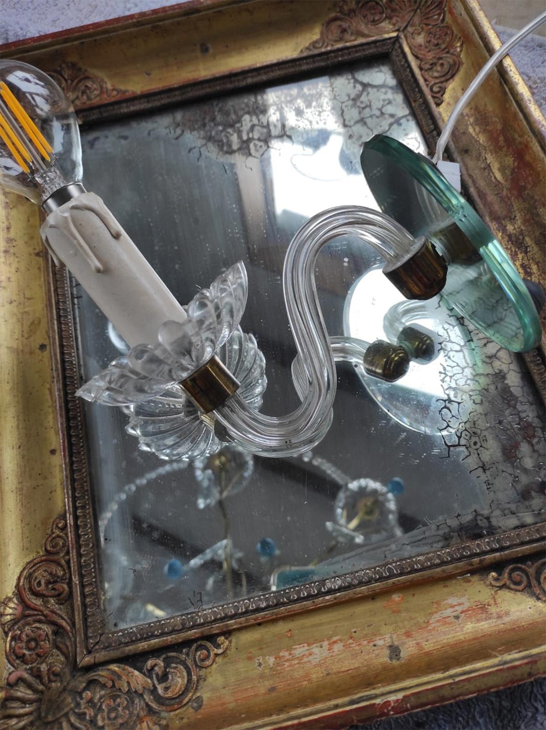 Pareja de apliques años 50 espejo y cristal estilo veneciano