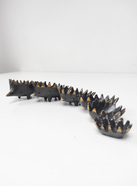 Juego erizos Walter Bosse latón pátina negra c. 1950s