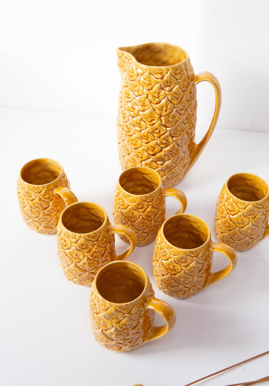 Juego de 6 tazas y jarra loza portuguesa Kerangol "Piña" (7 PIEZAS)