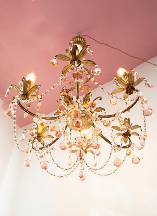 Chandelier italiano metal dorado y cristales rosa (52 cm)