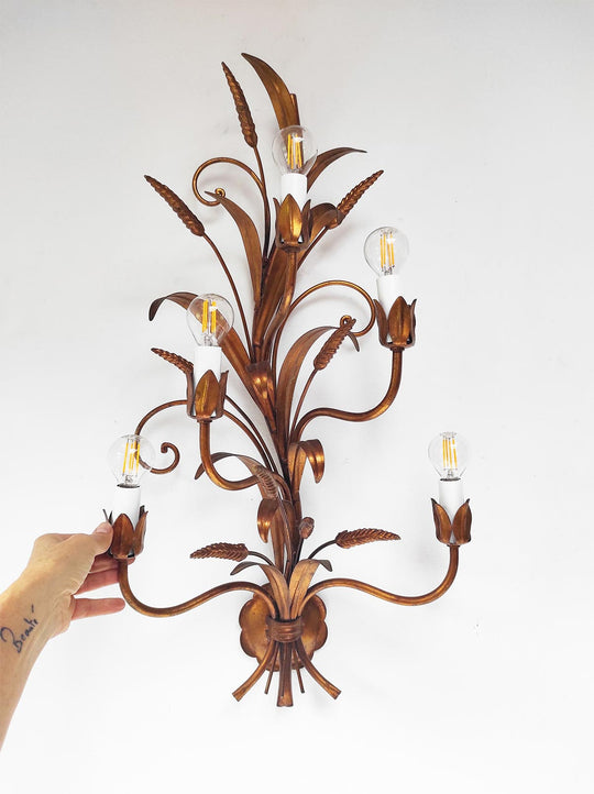 Gran aplique italiano metal dorado hojas y espigas s. XX (73 cm)