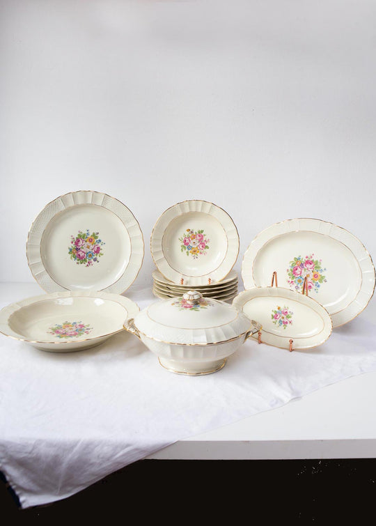 Parte de vajilla porcelana Limoges Bernardaud flores (11 PIEZAS)